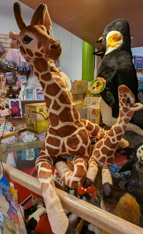 playmatterstoys-1968779